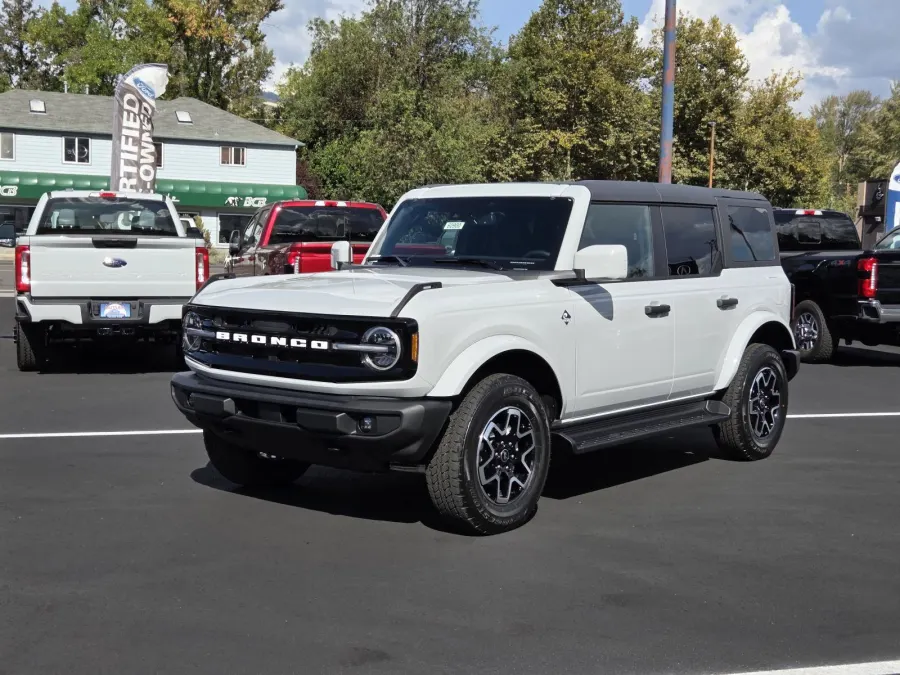 2026 Ford Bronco in Avalanche Gray