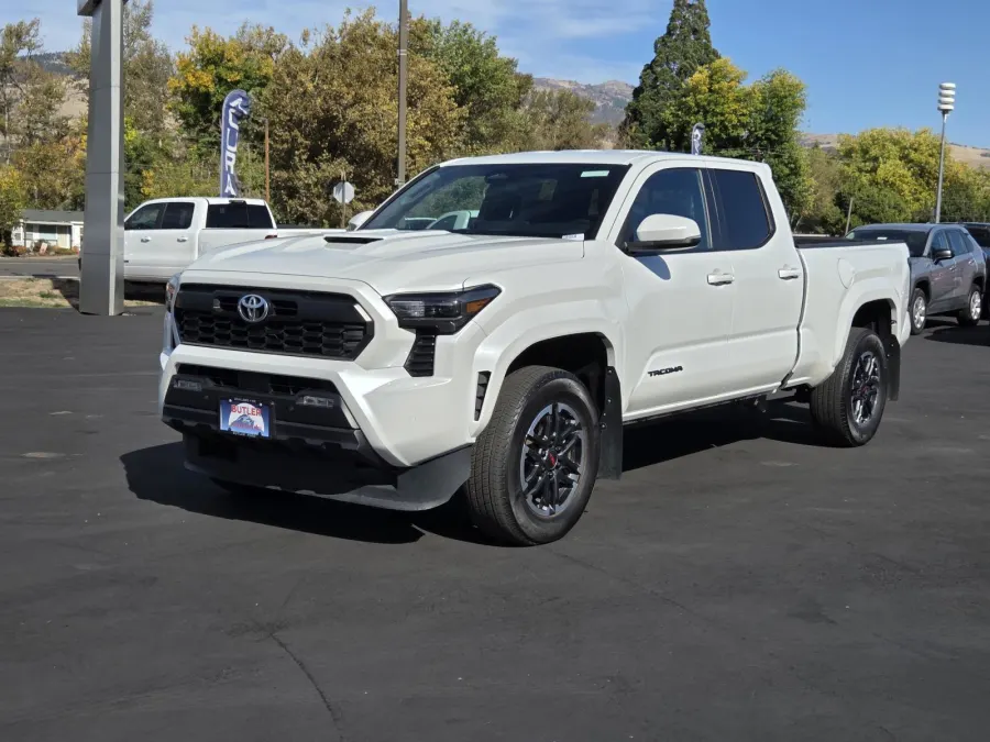 2024 Toyota Tacoma 4WD in Pearl