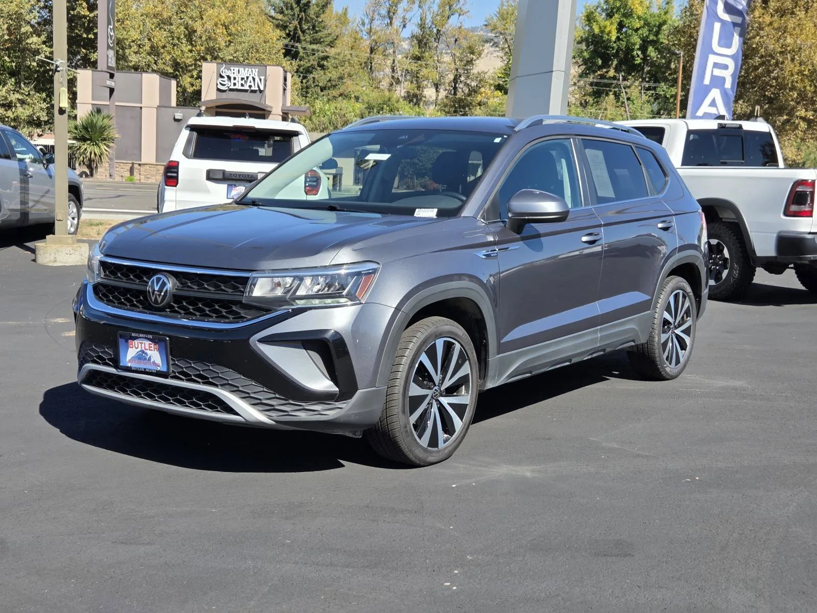 2024 Volkswagen Taos SE